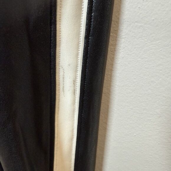 Spanx Faux Leather Stripe Leggings Size XS NWT Vegan - Picture 6 of 16